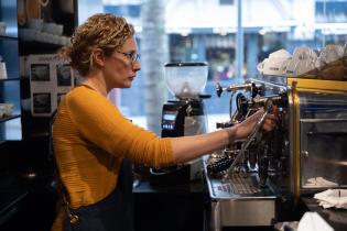 Café solidario en el Bar Facal