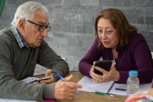 Curso de inclusión digital en el Parque de la Amistad