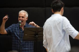 Ensayo de Gabriel Peluffo junto a la Banda Sinfónica de Montevideo Ensayo de Gabriel Peluffo junto a la Banda Sinfónica de Montevideo