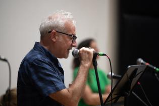 Ensayo de Gabriel Peluffo junto a la Banda Sinfónica de Montevideo