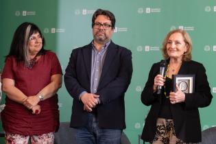 Declaración de Ciudadana Ilustre de Montevideo a Gloria Demassi Declaración de Ciudadana Ilustre de Montevideo a Gloria Demassi