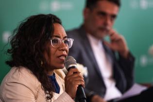 Conferencia de prensa por hallazgo de restos arqueológicos en el Caserío de los Negros