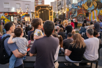 «Teatrino» de la Comedia Nacional en la peatonal Curuguaty