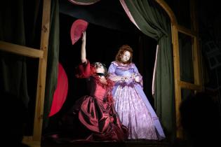 «Teatrino» de la Comedia Nacional en la peatonal Curuguaty «Teatrino» de la Comedia Nacional en la peatonal Curuguaty