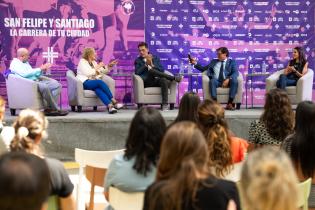 Conferencia de prensa por el lanzamiento de la 29ª edición de la carrera San Felipe y Santiago