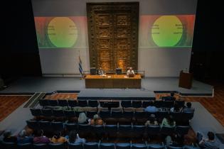 Jornadas de Resiliencia, cambio climático e infraestructuras verdes: Conferencia «Estrategias para las ciudades vulnerables» Jornadas de Resiliencia, cambio climático e infraestructuras verdes: Conferencia «Estrategias para las ciudades vulnerables»