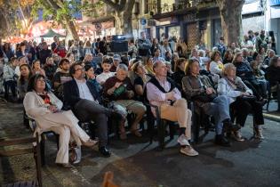 Función de cine al aire libre con el documental, El Sabalero en el marco de la Noche de las Librerías