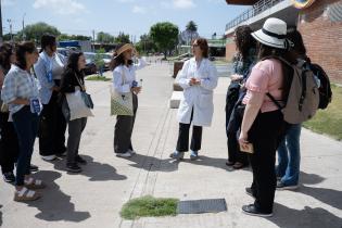 Visita al Complejo Cultural Crece Flor de Maroñas en el marco de las jornadas de jóvenes investigadores de AUGM