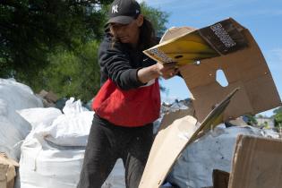 Minerva Sanchez, clasificadora de basura. Felipe Cardozo