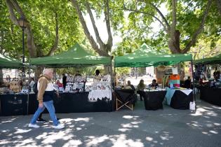 Feria de Economía Social y Solidaria en Plaza de los Treinta y Tres Feria de Economía Social y Solidaria en Plaza de los Treinta y Tres