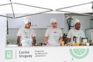 Curso de Cocina Uruguay en coordinación con la Secretaría de las personas mayores, en el CEDEL de Carrasco Curso de Cocina Uruguay en coordinación con la Secretaría de las personas mayores, en el CEDEL de Carrasco