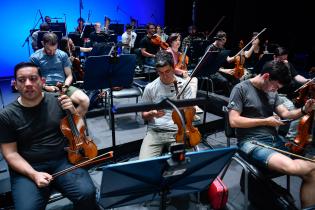 Ensayo: Tropical de Gala, con la Decana y la Orquesta Filarmónica de Montevideo 