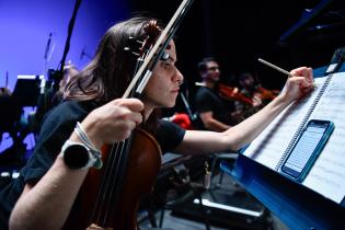 Ensayo: Tropical de Gala, con la Decana y la Orquesta Filarmónica de Montevideo Ensayo: Tropical de Gala, con la Decana y la Orquesta Filarmónica de Montevideo