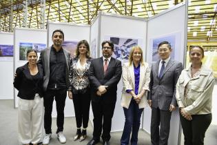 Inauguración de muestra fotográfica sobre logros científicos y tecnológicos de China