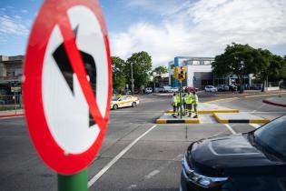 Cambio de circulación y nuevo semáforo en Av. Italia y Solferino