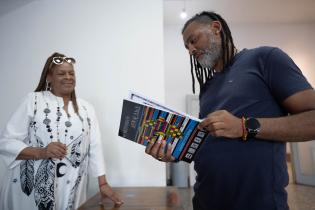 Celebra tu barrio: Presentación del libro "Mi Vestimenta Africana"