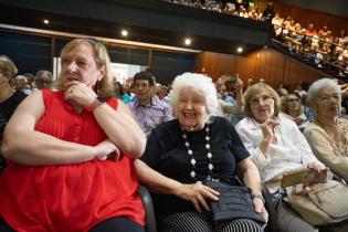 Entrega de libros del 13er. Concurso de Cuentos para Personas Mayores : Montevideo: 300 años en vivencias Entrega de libros del 13er. Concurso de Cuentos para Personas Mayores : Montevideo: 300 años en vivencias