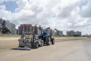 Limpieza en playa malvín Limpieza en playa malvín