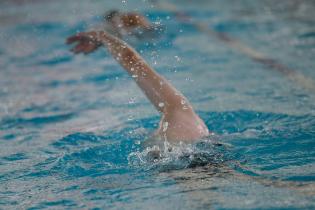 Entrenamiento nuevos guardavidas en piscina Plaza Nro. 7, 7 de enero de 2025