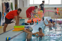 Entrenamiento nuevos guardavidas en piscina Plaza Nro. 7, 7 de enero de 2025