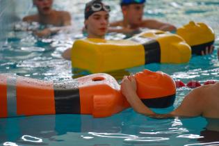 Entrenamiento nuevos guardavidas en piscina Plaza Nro. 7 Entrenamiento nuevos guardavidas en piscina Plaza Nro. 7, 7 de enero de 2025