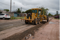 Avance de trabajos de pavimentación en Av. Don Pedro de Mendoza entre Teniente Rinaldi y Camino Capitán Tula, 24 de octubre de 2023