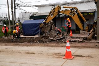 Avance de obras en veredas de las calles Coralio Lacosta y Carlos A. López, 24 de octubre de 2023