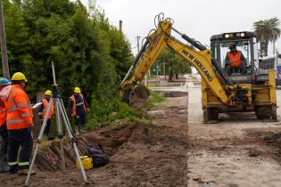 Avance de obras en veredas de las calles Coralio Lacosta y Carlos A. López, 24 de octubre de 2023