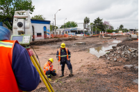 Avance de trabajos de pavimentación en la calle Pedro de Mendoza esquina Carlos A. López , 24 de octubre de 2023