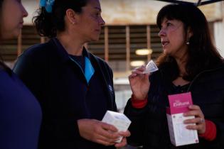 Flashmob para prevenir el Cáncer de Mama en policlínica Casavalle