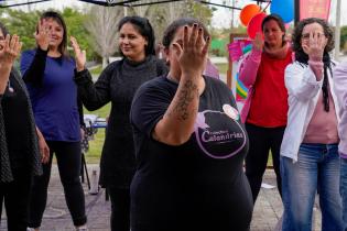 Flashmob para prevenir el Cáncer de Mama en policlínica Casavalle