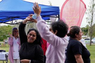 Flashmob para prevenir el Cáncer de Mama en policlínica Casavalle