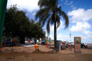 Fotos Avance de obra plaza en ramba plaza Banco República
