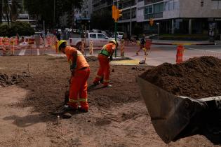 Fotos Avance de obra plaza en ramba plaza Banco República