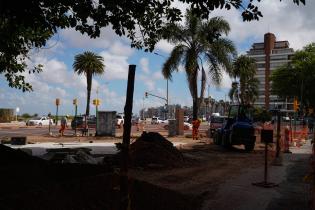 Fotos Avance de obra plaza en ramba plaza Banco República