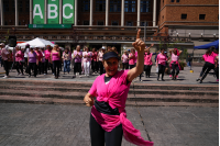  Jornada de prevención del cáncer de mama en la explanada de la Intendencia de Montevideo