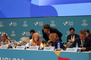 Cierre de la intendenta Carolina Cosse en la cumbre de Ciudades y Gobiernos Locales Unidos Cierre de la intendenta Carolina Cosse en la cumbre de Ciudades y Gobiernos Locales Unidos