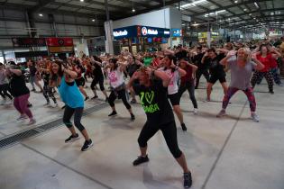 Clases de zumba por el tercer aniversario de la UAM