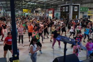 Clases de zumba por el tercer aniversario de la UAM