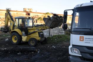Operativo de limpieza Operativo especial de limpieza en barrios Cuarenta Semanas, San Antonio y Lavalleja