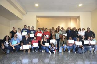 Entrega de certificados a transportistas de residuos no domiciliarios. Entrega de certificados a transportistas de residuos no domiciliarios.