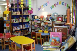 Biblioteca Ernesto Herrera Biblioteca Ernesto Herrera
