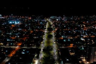 Sustitución de luminarias por tecnología LED en la calle Concepción del Uruguay Sustitución de luminarias por tecnología LED en la calle Concepción del Uruguayy