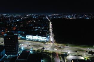 Sustitución de luminarias por tecnología LED en la calle Alberto Zum Felde Sustitución de luminarias por tecnología LED en la calle Alberto Zum Felde