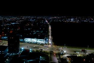 Sustitución de luminarias por tecnología LED en la calle Alberto Zum Felde