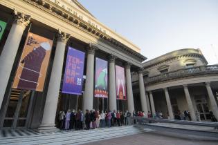 Exhibición de la película "Esperando la carroza" en el Teatro Solís