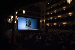 Exhibición de la película "Esperando la carroza" en el Teatro Solís Exhibición de la película "Esperando la carroza" en el Teatro Solís