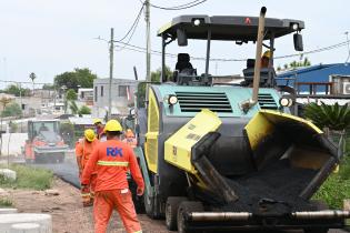 ABC Barrios: Obras de asfaltado en la caminería del barrio Ansina II, Casabó