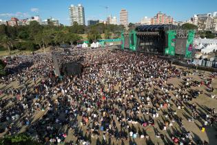 Toma aérea del Festival Montevideo Late