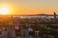 Vista aérea de la Bahía del Cerro de Montevideo